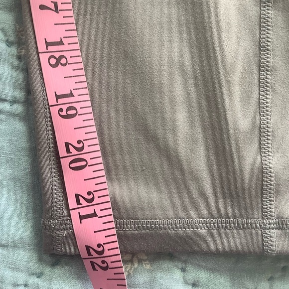 Z by Zella Womens Capri Cropped Workout Leggings Size Large Hidden Pocket - Picture 6 of 11